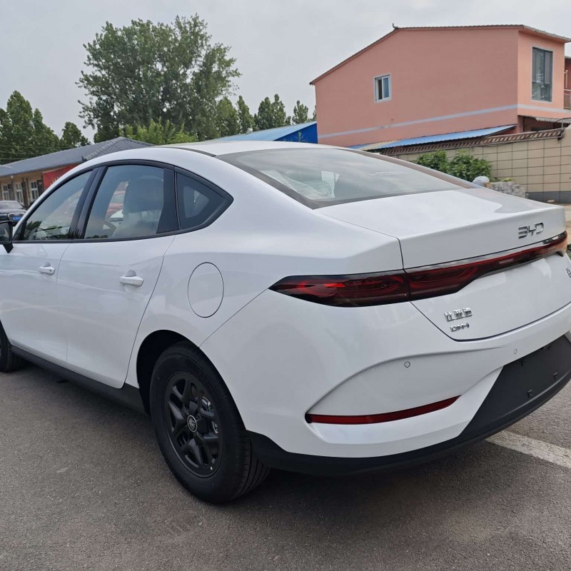 Qin PLUS 2025 DM-i Intelligent Driving Edition 55KM Leading Edition Qin PLUS 2025 DM-i Intelligent Driving Edition 55KM Leading Edition