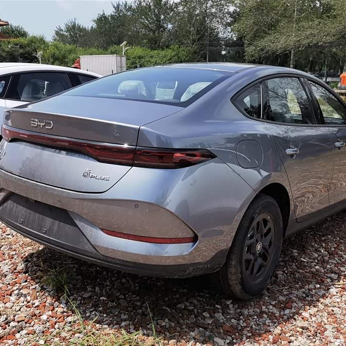 Qin PLUS 2025 DM-i Intelligent Driving Edition 55KM Leading Edition Qin PLUS 2025 DM-i Intelligent Driving Edition 55KM Leading Edition