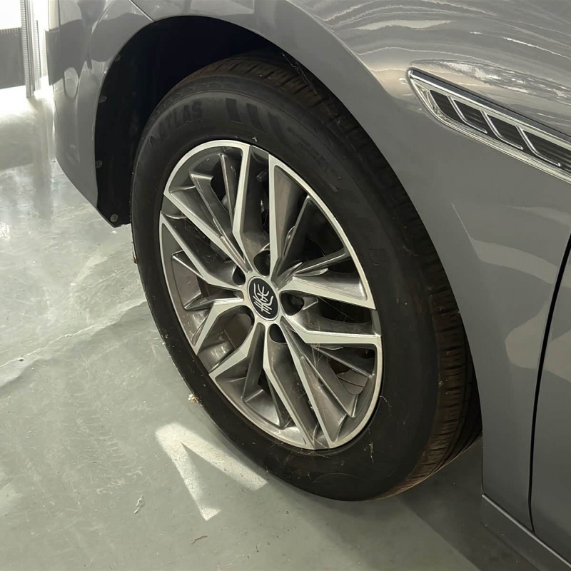 Qin PLUS 2024 Honor Edition DM-i 120KM Excellence Edition Qin PLUS 2024 Honor Edition DM-i 120KM Excellence Edition