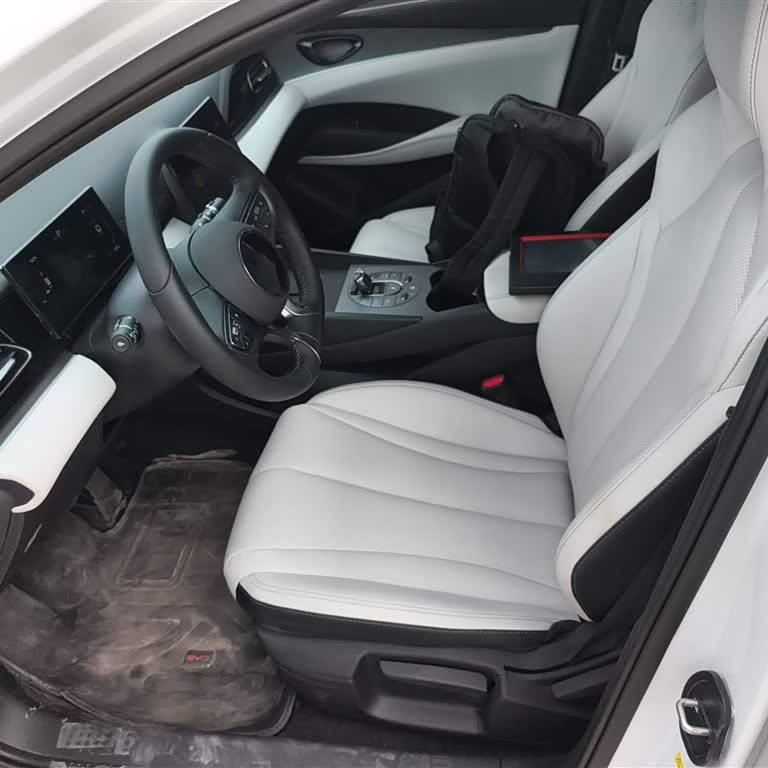 Haibao 06 New Energy 2024 DM-i 80KM Luxury Edition Haibao 06 New Energy 2024 DM-i 80KM Luxury Edition