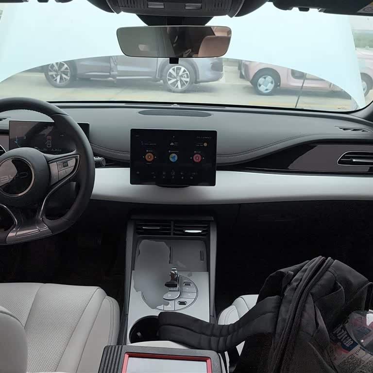 Haibao 06 New Energy 2024 DM-i 80KM Luxury Edition Haibao 06 New Energy 2024 DM-i 80KM Luxury Edition