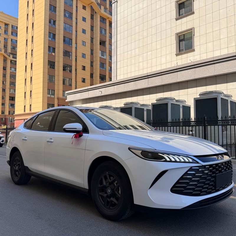 Qin PLUS 2025 DM-i Intelligent Driving Edition 55KM Leading Edition Qin PLUS 2025 DM-i Intelligent Driving Edition 55KM Leading Edition