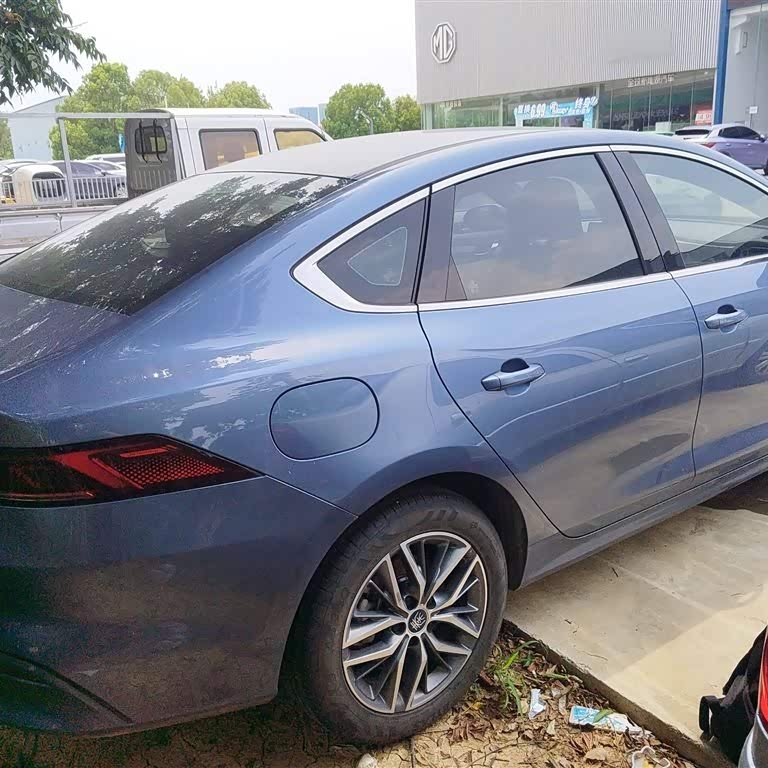 Qin PLUS 2024 Honor Edition DM-i 120KM Beyond Edition Qin PLUS 2024 Honor Edition DM-i 120KM Beyond Edition