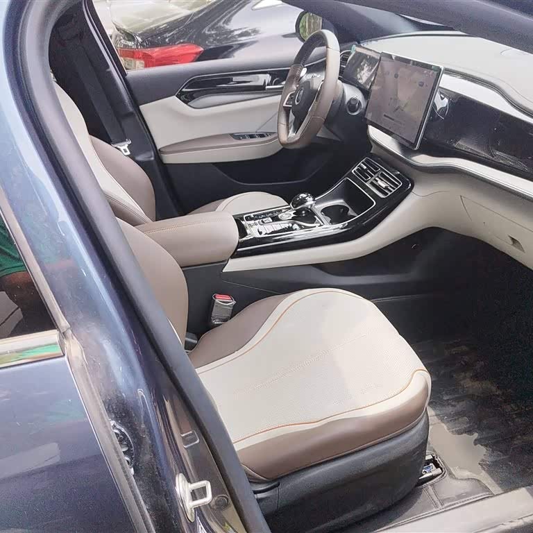 Qin PLUS 2024 Honor Edition DM-i 120KM Beyond Edition Qin PLUS 2024 Honor Edition DM-i 120KM Beyond Edition