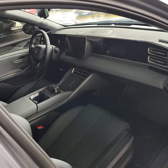 Qin L 2024 DM-i 80KM Leading Edition Qin L 2024 DM-i 80KM Leading Edition