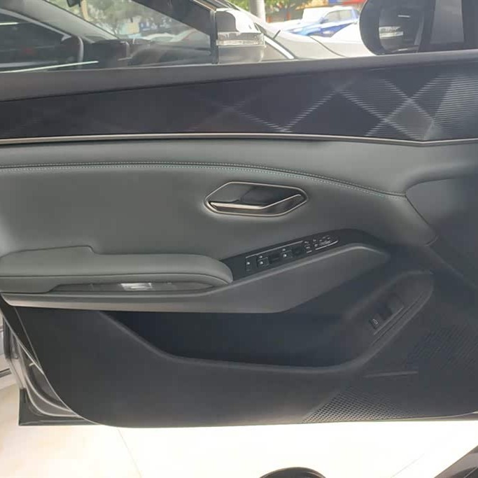 Qin L 2024 DM-i 80KM Leading Edition Qin L 2024 DM-i 80KM Leading Edition