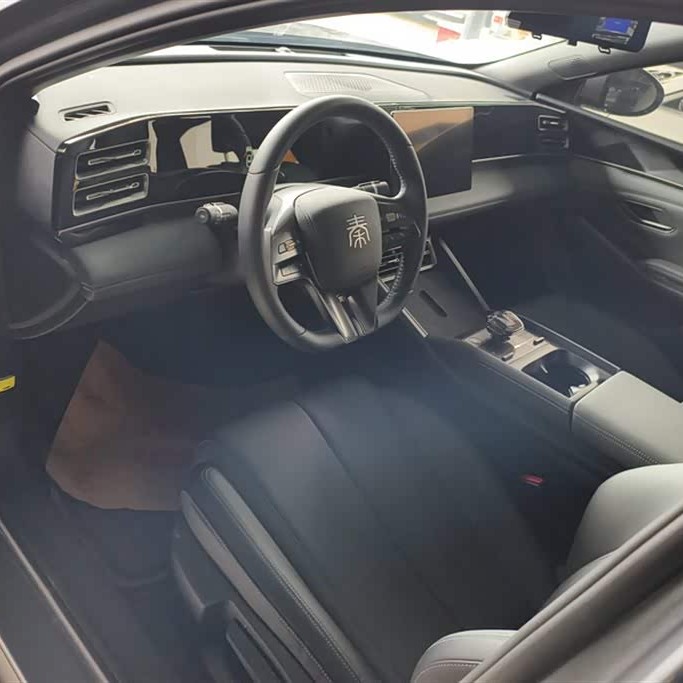 Qin L 2024 DM-i 80KM Leading Edition Qin L 2024 DM-i 80KM Leading Edition