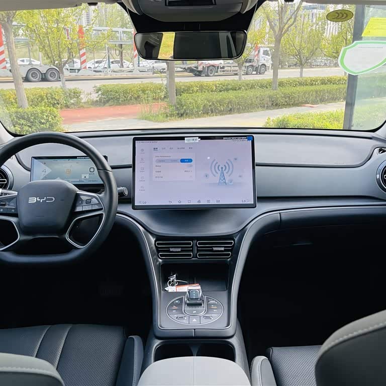Sea Lion 05 DM-i 2025 DM-i 115KM Flagship Model Sea Lion 05 DM-i 2025 DM-i 115KM Flagship Model