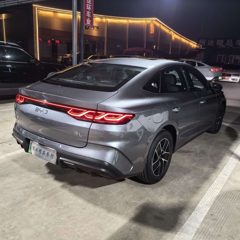 Qin L 2024 DM-i 120KM Beyond Edition Qin L 2024 DM-i 120KM Beyond Edition
