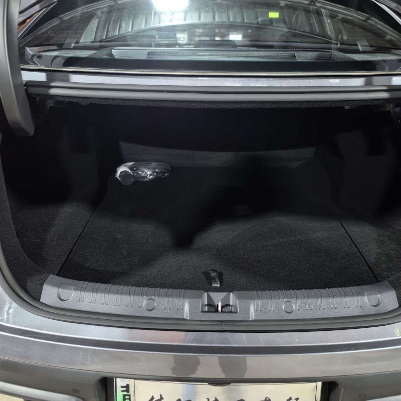 Qin L 2024 DM-i 120KM Beyond Edition Qin L 2024 DM-i 120KM Beyond Edition