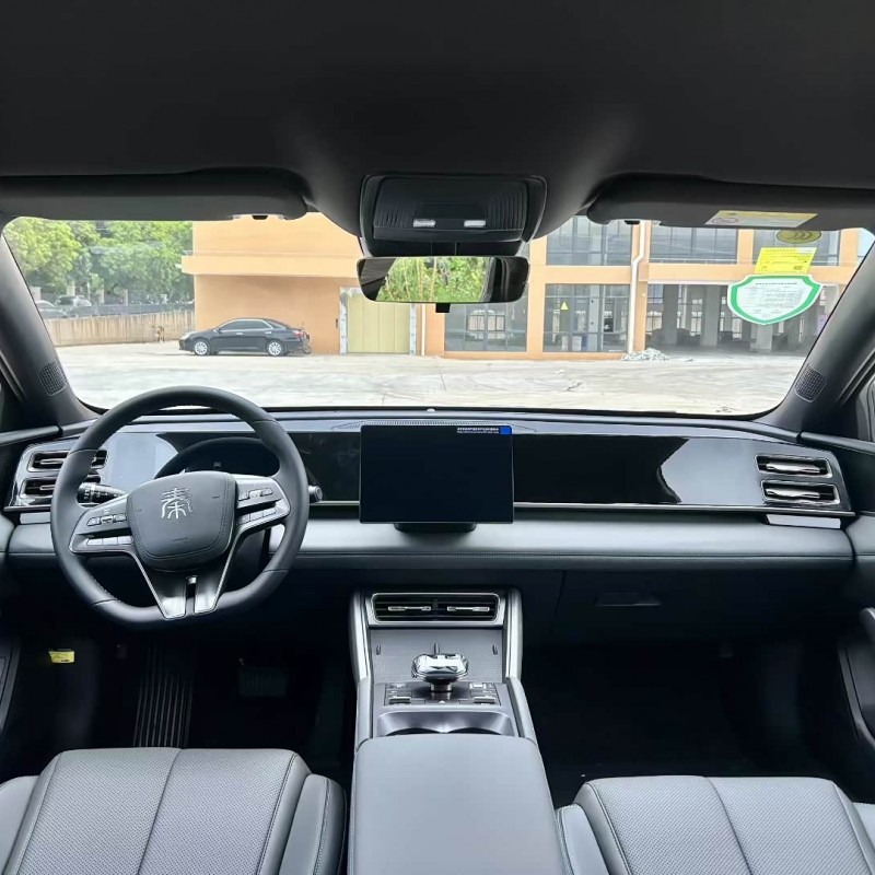 Qin L 2024 DM-i 80KM Leading Edition Qin L 2024 DM-i 80KM Leading Edition