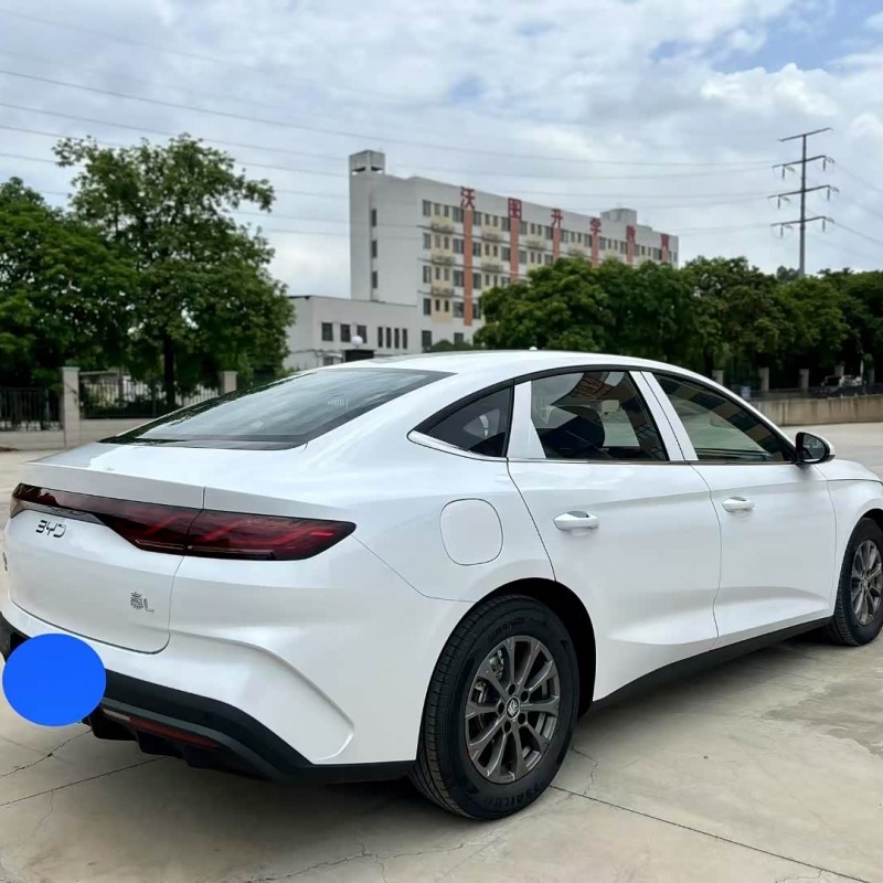 Qin L 2024 DM-i 80KM Leading Edition Qin L 2024 DM-i 80KM Leading Edition
