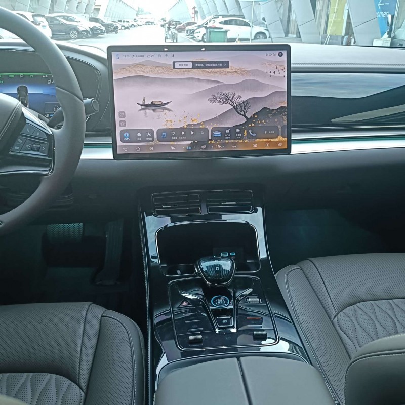 Han 2024 DM-i Honor Edition 121KM Premium Edition Han 2024 DM-i Honor Edition 121KM Premium Edition