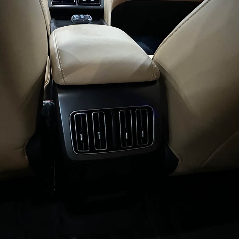 Song L DM-i 2025 Smart Driving Edition 112km Supercharged Song L DM-i 2025 Smart Driving Edition 112km Supercharged