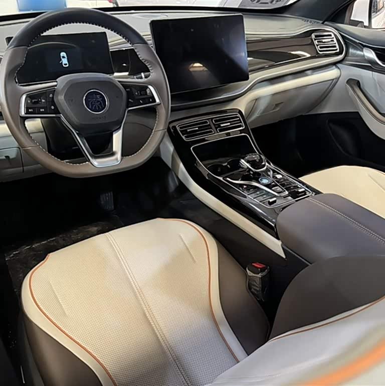 Qin PLUS 2024 Honor Edition DM-i 120KM Beyond Edition Qin PLUS 2024 Honor Edition DM-i 120KM Beyond Edition