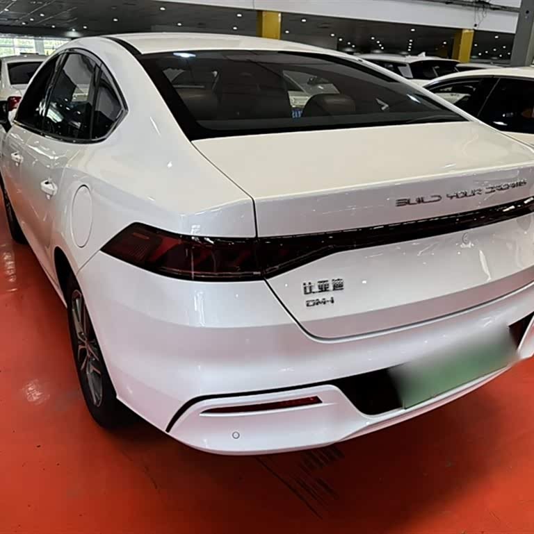 Qin PLUS 2024 Honor Edition DM-i 120KM Beyond Edition Qin PLUS 2024 Honor Edition DM-i 120KM Beyond Edition