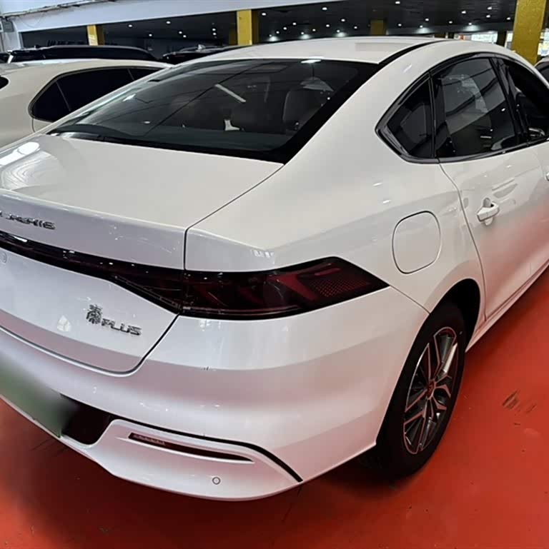 Qin PLUS 2024 Honor Edition DM-i 120KM Beyond Edition Qin PLUS 2024 Honor Edition DM-i 120KM Beyond Edition