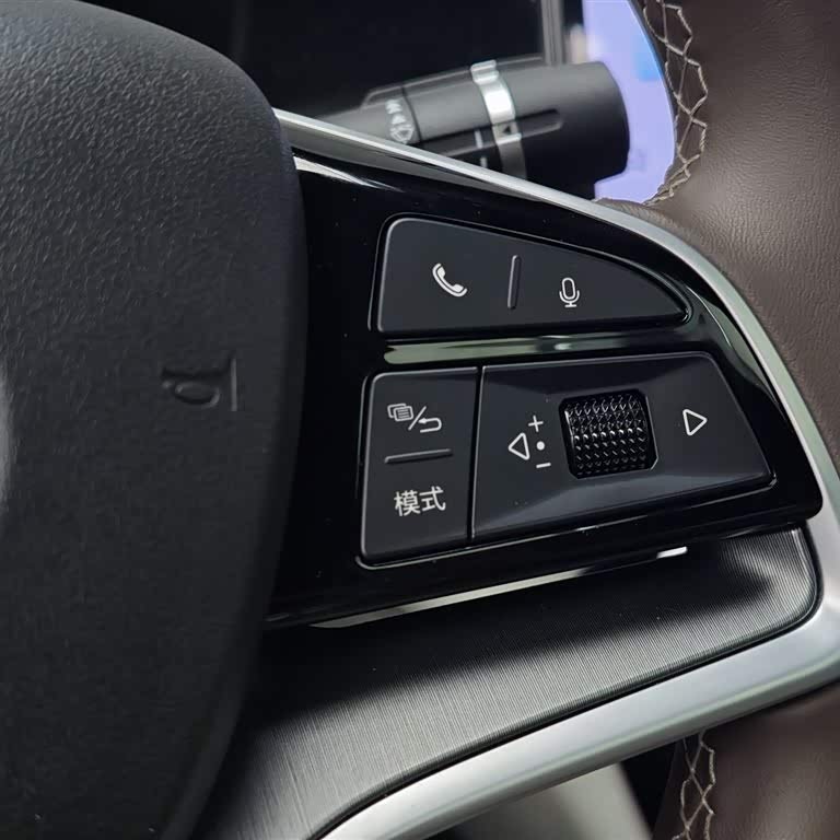 Qin PLUS 2023 Champion Edition DM-i 120KM Excellence Edition Qin PLUS 2023 Champion Edition DM-i 120KM Excellence Edition