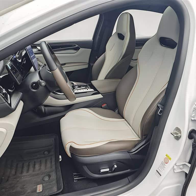 Qin PLUS 2023 Champion Edition DM-i 120KM Excellence Edition Qin PLUS 2023 Champion Edition DM-i 120KM Excellence Edition