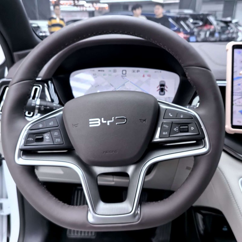 Song PLUS New Energy 2025 DM-i 112KM Premium Edition Song PLUS New Energy 2025 DM-i 112KM Premium Edition