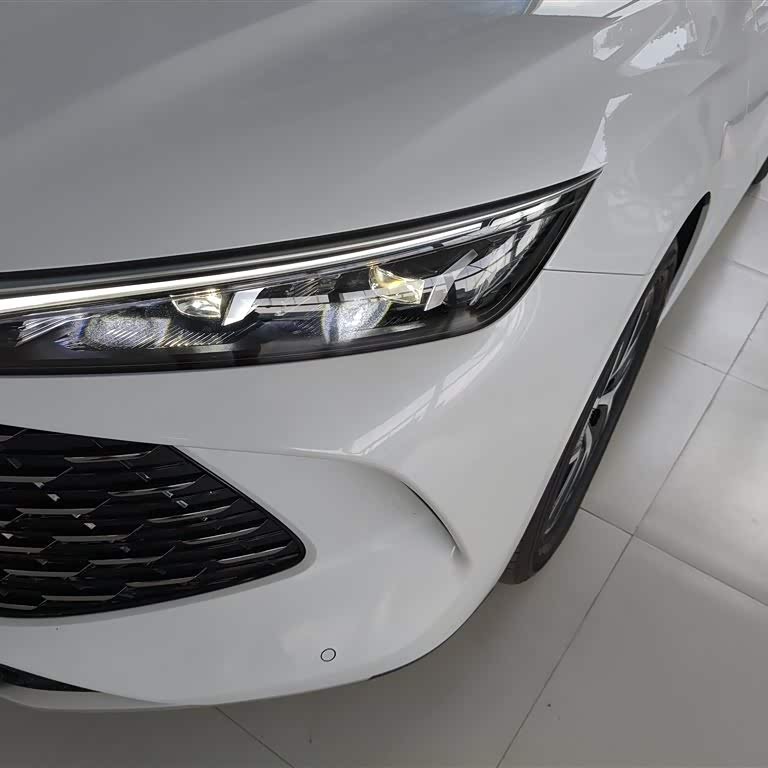 Qin L 2024 DM-i 80KM Beyond Edition Qin L 2024 DM-i 80KM Beyond Edition