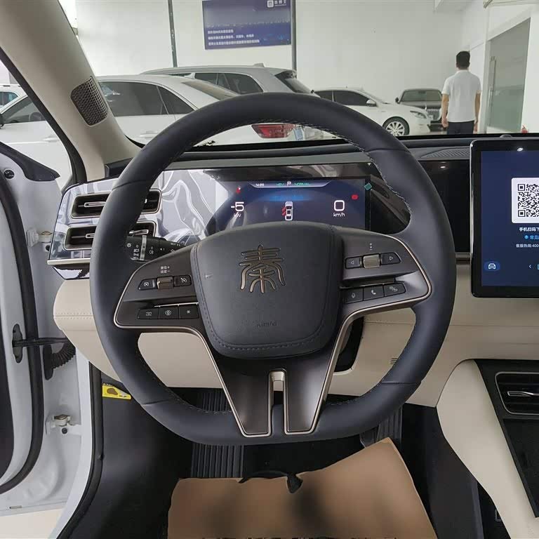 Qin L 2024 DM-i 80KM Beyond Edition Qin L 2024 DM-i 80KM Beyond Edition