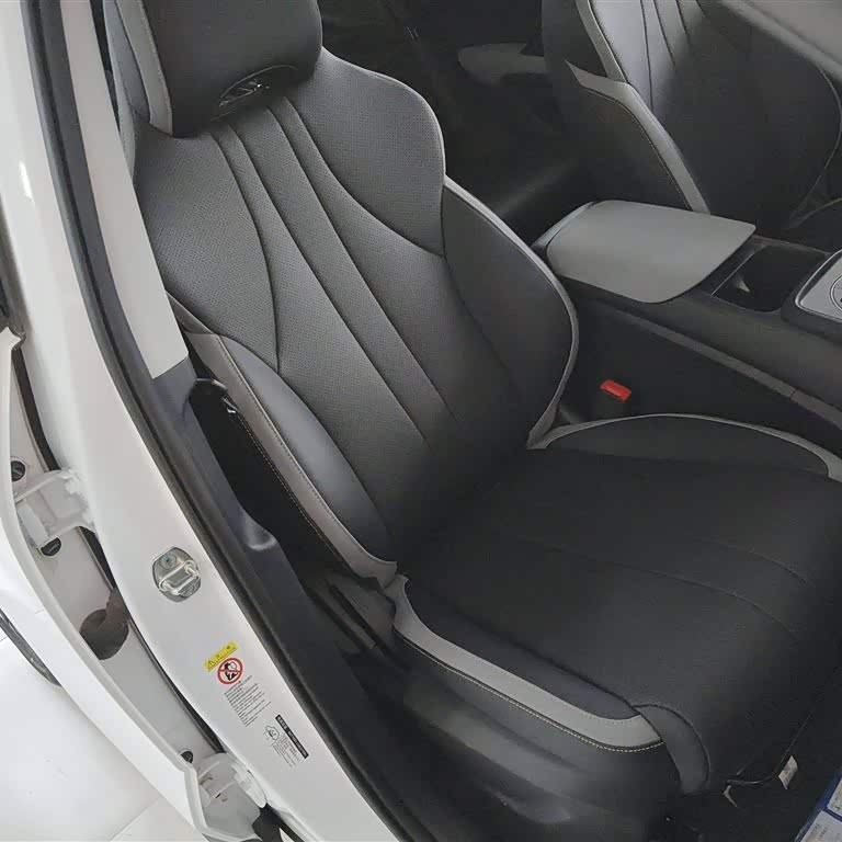 Sea Lion 05 DM-i 2025 DM-i 115KM Premium Edition Sea Lion 05 DM-i 2025 DM-i 115KM Premium Edition