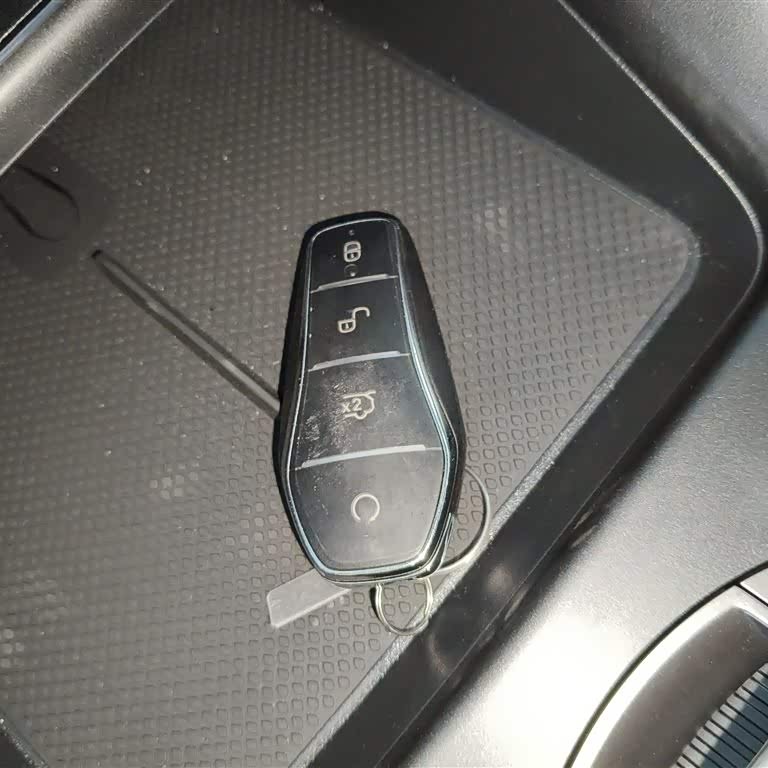 Sea Lion 05 DM-i 2025 DM-i 115KM Premium Edition Sea Lion 05 DM-i 2025 DM-i 115KM Premium Edition