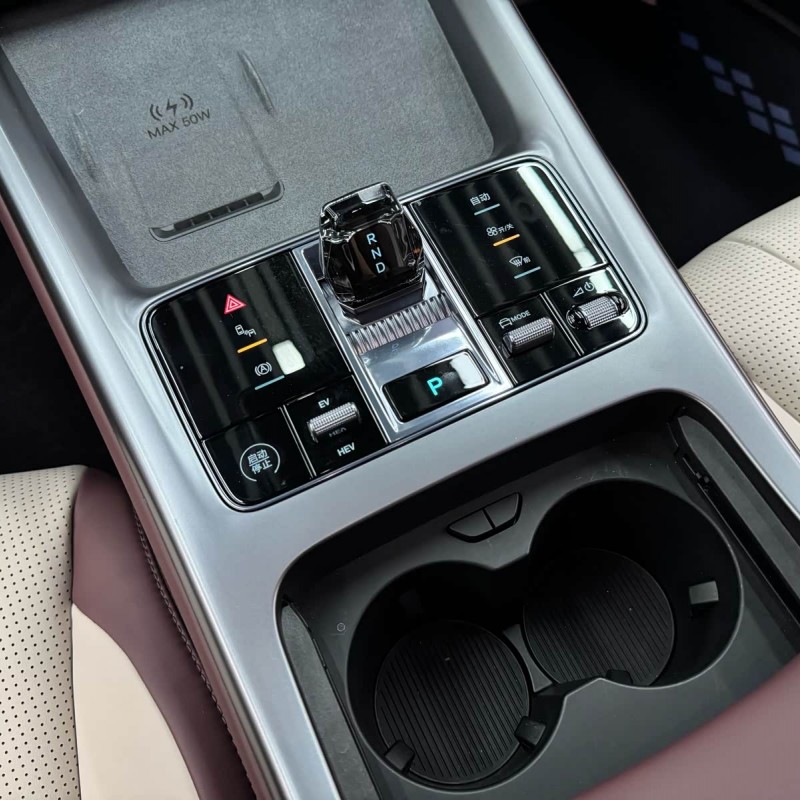 Seal 07 DM-i 2025 DM-i 1.5L 125km Luxury Edition Seal 07 DM-i 2025 DM-i 1.5L 125km Luxury Edition