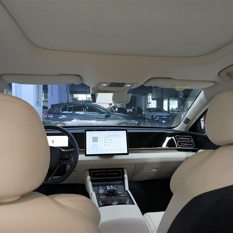 Qin L 2024 DM-i 120KM Beyond Edition Qin L 2024 DM-i 120KM Beyond Edition