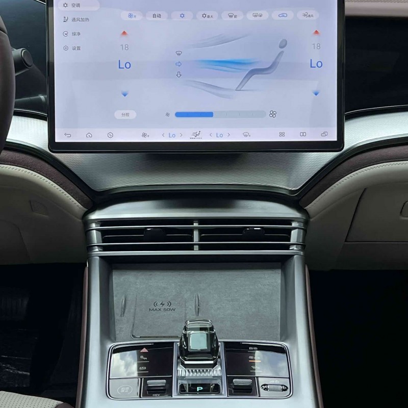 Seal 07 DM-i 2025 DM-i 1.5L 125km Premium Edition Seal 07 DM-i 2025 DM-i 1.5L 125km Premium Edition