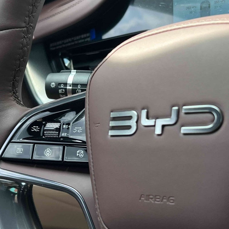 Seal 07 DM-i 2025 DM-i 1.5L 125km Premium Edition Seal 07 DM-i 2025 DM-i 1.5L 125km Premium Edition