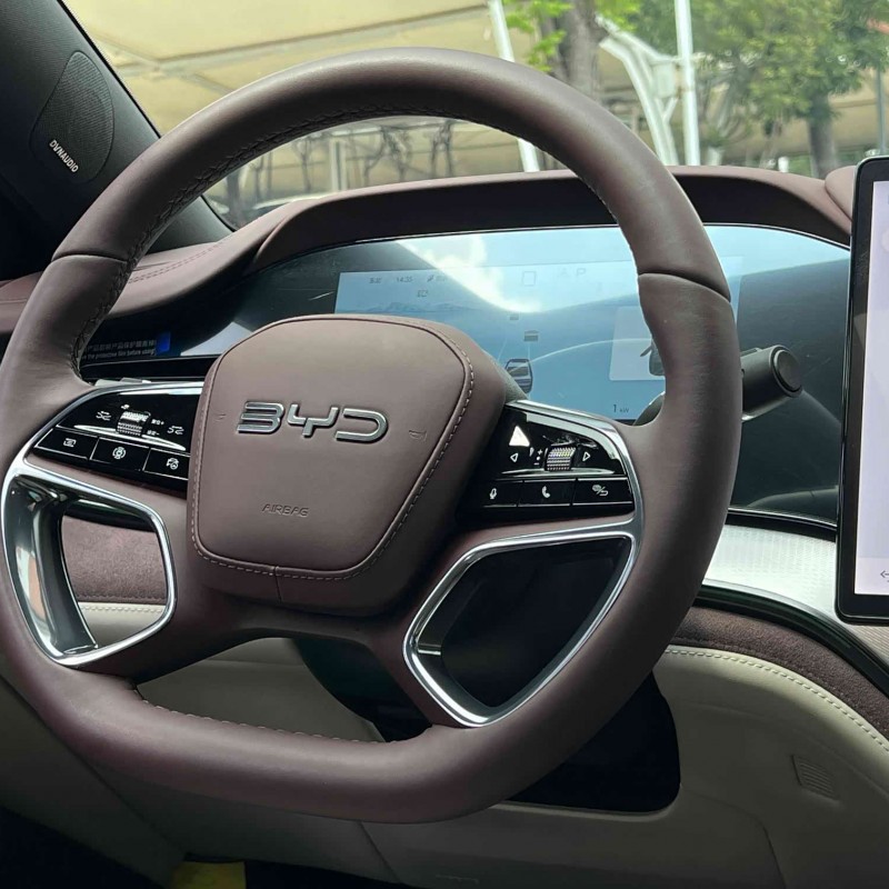 Seal 07 DM-i 2025 DM-i 1.5L 125km Premium Edition Seal 07 DM-i 2025 DM-i 1.5L 125km Premium Edition
