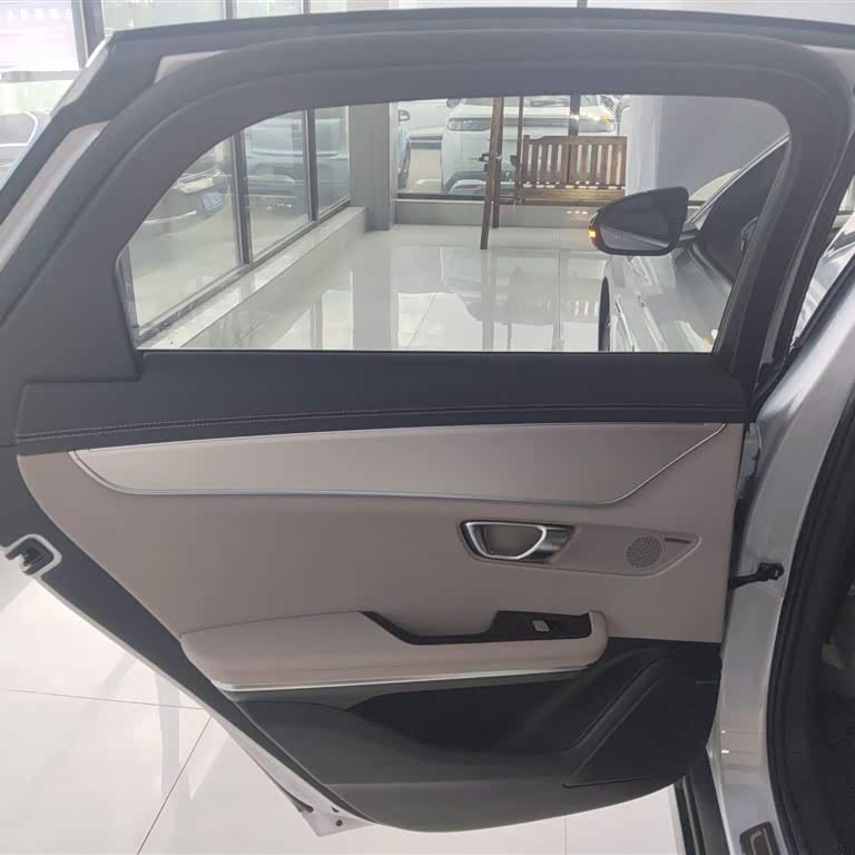 Han 2025 DM-i 125KM Premium Edition Han 2025 DM-i 125KM Premium Edition