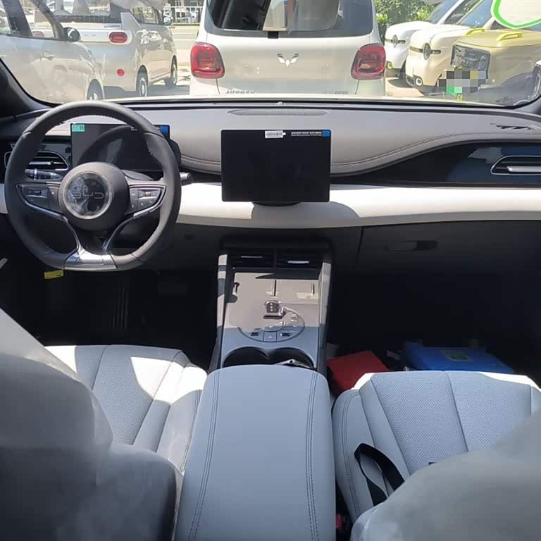 Haibao 06 New Energy 2024 DM-i 80KM Luxury Edition Haibao 06 New Energy 2024 DM-i 80KM Luxury Edition