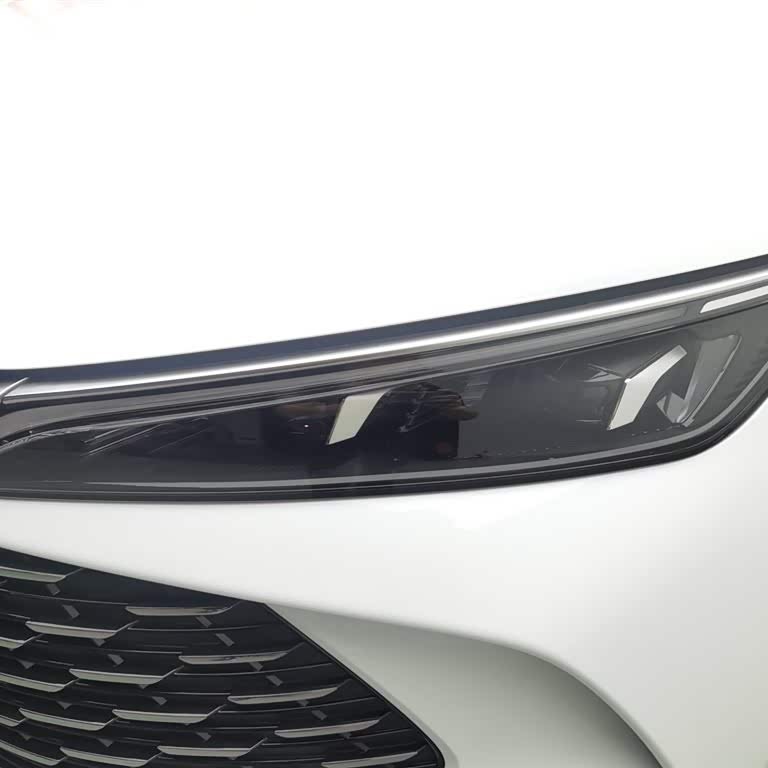Qin L 2024 DM-i 120KM Beyond Edition Qin L 2024 DM-i 120KM Beyond Edition