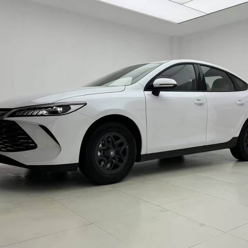 Qin PLUS 2025 DM-i Intelligent Driving Edition 55KM Leading Edition Qin PLUS 2025 DM-i Intelligent Driving Edition 55KM Leading Edition