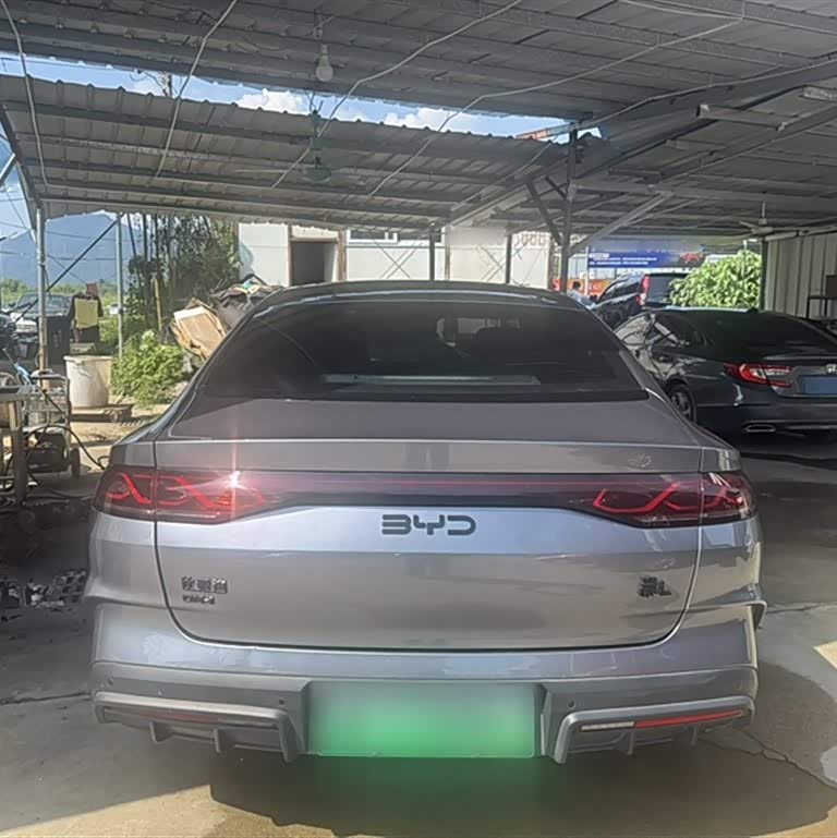 Qin L 2024 DM-i 120KM Beyond Edition Qin L 2024 DM-i 120KM Beyond Edition