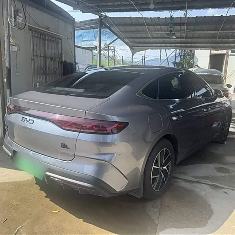 Qin L 2024 DM-i 120KM Beyond Edition Qin L 2024 DM-i 120KM Beyond Edition