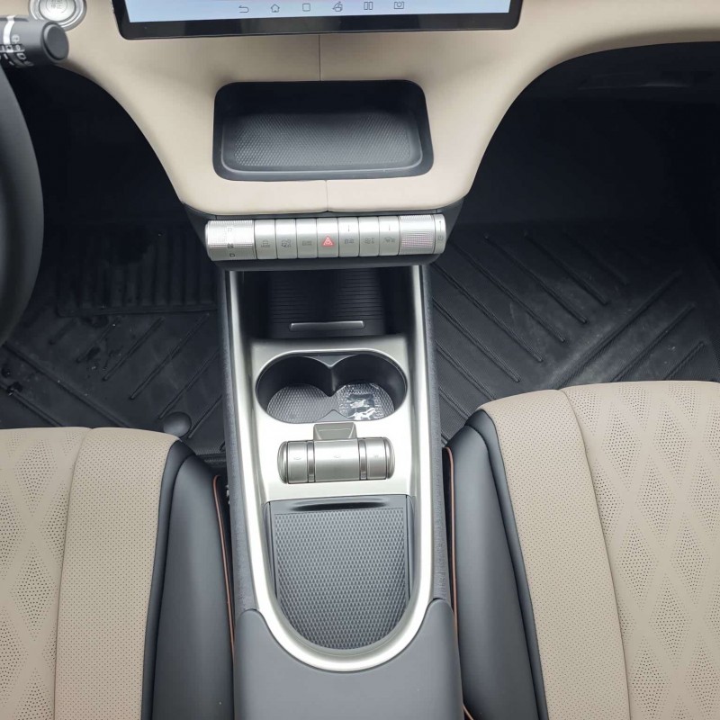 Dolphin 2025 420km Freedom Edition Dolphin 2025 420km Freedom Edition