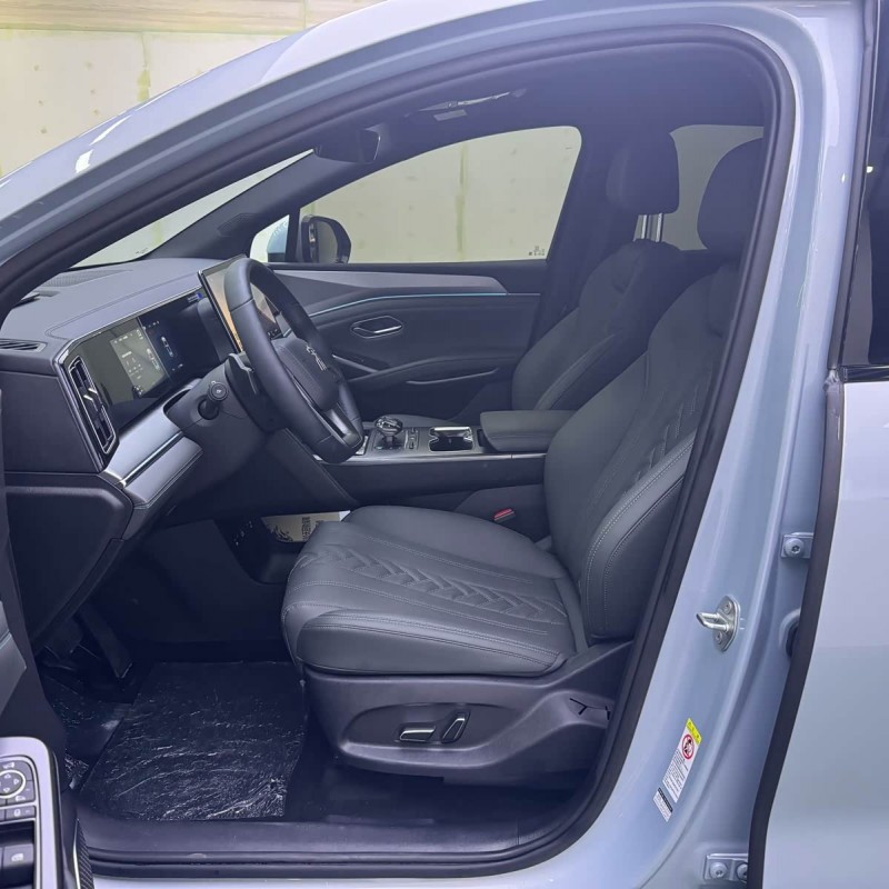 Song L DM-i 2025 Smart Driving Edition 112km Leading Model Song L DM-i 2025 Smart Driving Edition 112km Leading Model