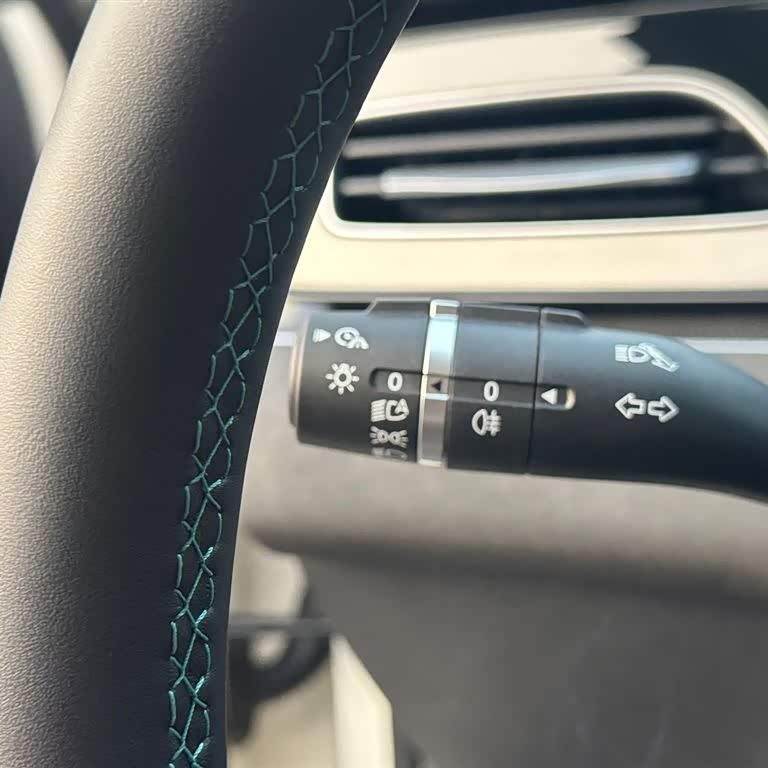 Haibao 06 New Energy 2025 DM-i Intelligent Driving Edition 80KM Premium Edition Haibao 06 New Energy 2025 DM-i Intelligent Driving Edition 80KM Premium Edition