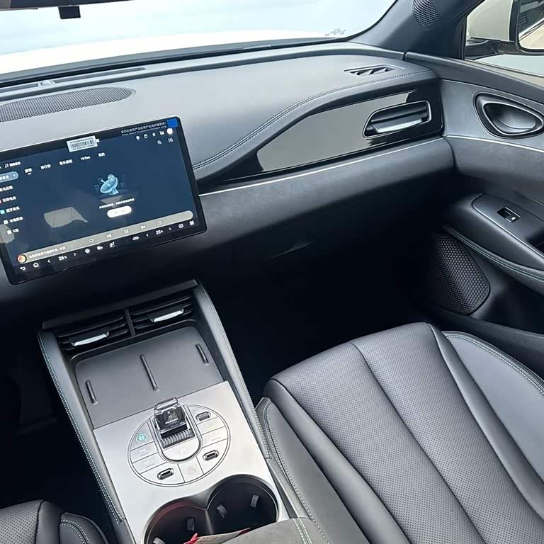 Haibao 06 New Energy 2025 DM-i Intelligent Driving Edition 80KM Premium Edition Haibao 06 New Energy 2025 DM-i Intelligent Driving Edition 80KM Premium Edition
