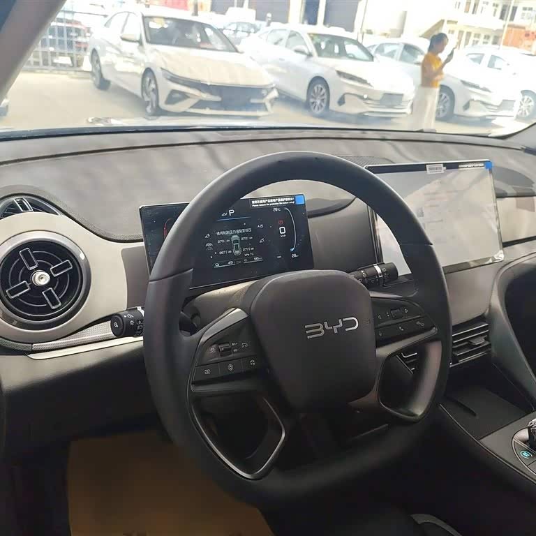 Sea Lion 05 DM-i 2025 DM-i 75KM Premium Edition Sea Lion 05 DM-i 2025 DM-i 75KM Premium Edition