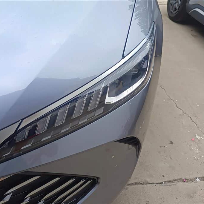 Qin PLUS 2025 DM-i Intelligent Driving Edition 55KM Leading Edition Qin PLUS 2025 DM-i Intelligent Driving Edition 55KM Leading Edition