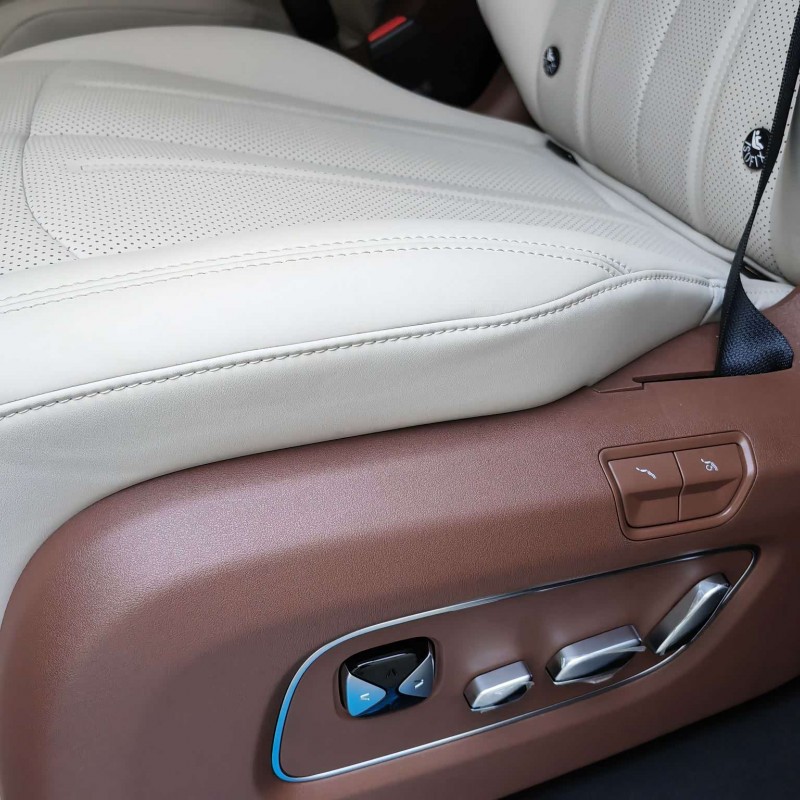 2025 DM-i 1.5T 100km Super Edition 2025 DM-i 1.5T 100km Super Edition