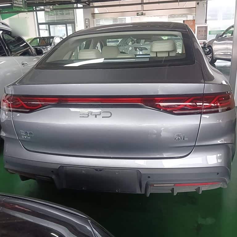 Qin L 2024 DM-i 120KM Beyond Edition Qin L 2024 DM-i 120KM Beyond Edition