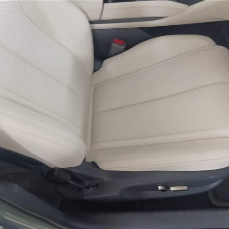 Qin L 2024 DM-i 120KM Beyond Edition Qin L 2024 DM-i 120KM Beyond Edition