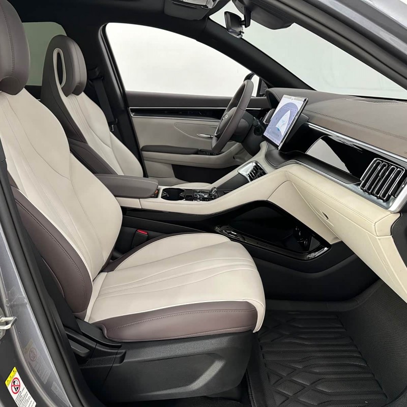 Song PLUS New Energy 2025 EV Smart Driving Edition 520km Luxury Model Song PLUS New Energy 2025 EV Smart Driving Edition 520km Luxury Model