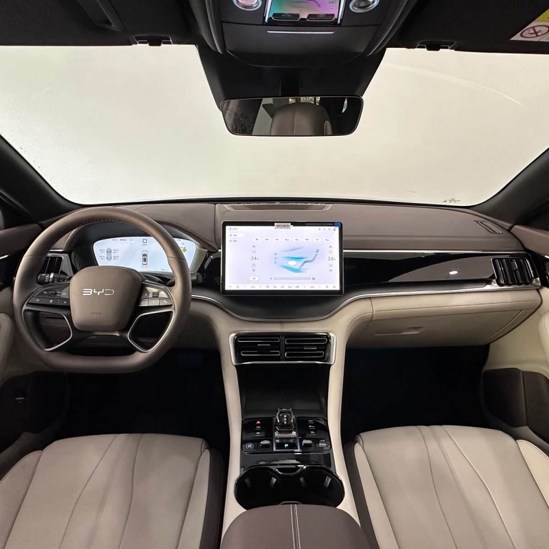 Song PLUS New Energy 2025 EV Smart Driving Edition 520km Luxury Model Song PLUS New Energy 2025 EV Smart Driving Edition 520km Luxury Model